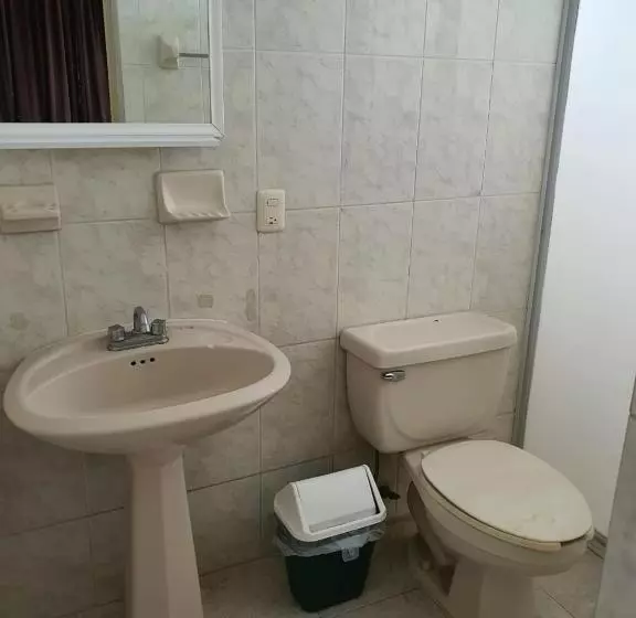 هتل Atlantico A 150 Mts De Playa Martí