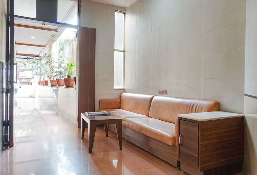 هتل Fabexpress Shloka