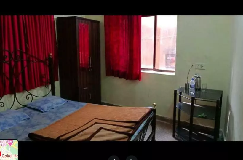 ホテル Gokul