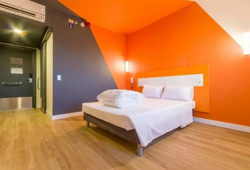 ホテル Ibis Budget Ribeirão Preto Vila Do Golf