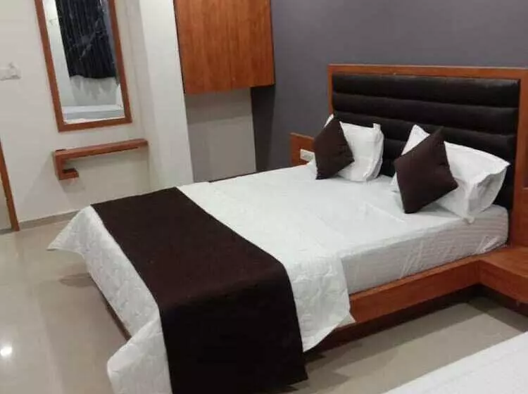 ホテル Maple View