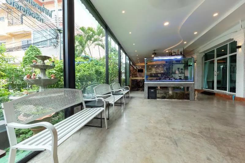 Hotelli Oyo 1123 The One Healthcare And Apartment