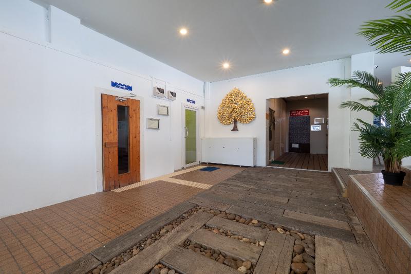 בית מלון כפרי Oyo 1123 The One Healthcare And Apartment