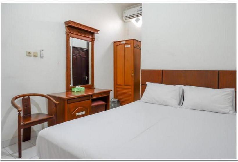 בית מלון כפרי Puspa Indah Guesthouse Redpartner