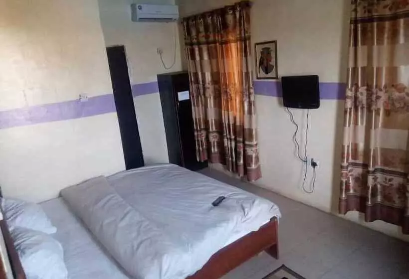 Perfecto Hotel Suites Lounge