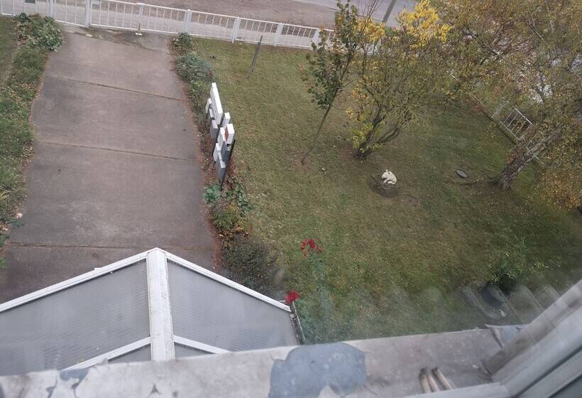 Tws Pension An Der B1