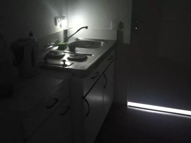 Tws Pension An Der B1