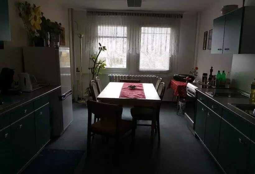 Tws Pension An Der B1