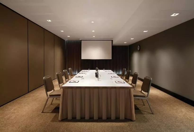 Adina Apartment Hotel Perth