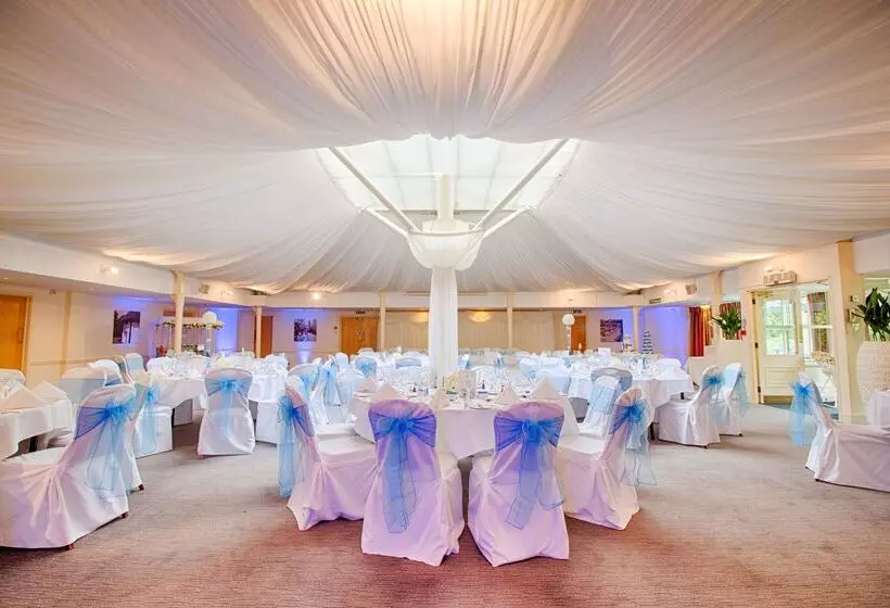 ホテル Best Western Chilworth Manor