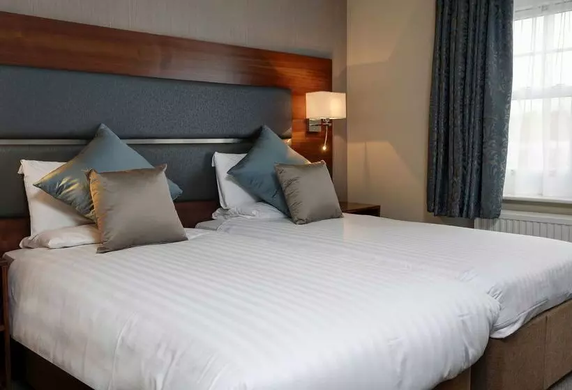 فندق Best Western Chilworth Manor