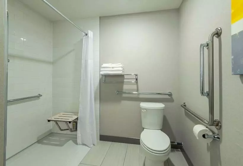 ホテル Comfort Inn & Suites