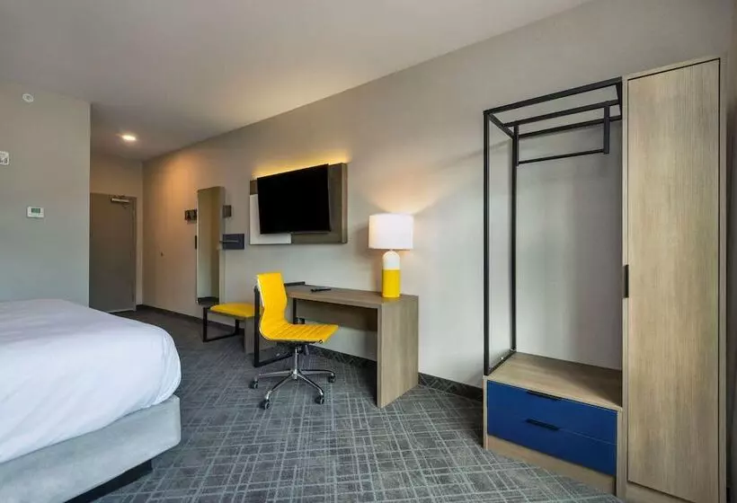 ホテル Comfort Inn & Suites