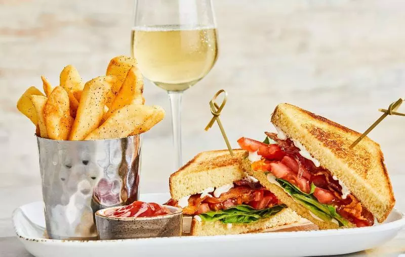 Отель Courtyard By Marriott St. Louis St. Peters