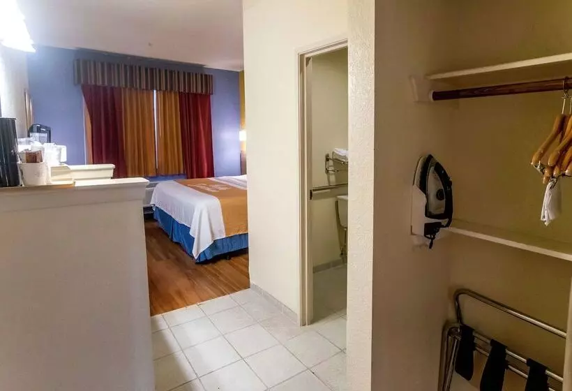 ホテル Days Inn & Suites By Wyndham Houston North/aldine