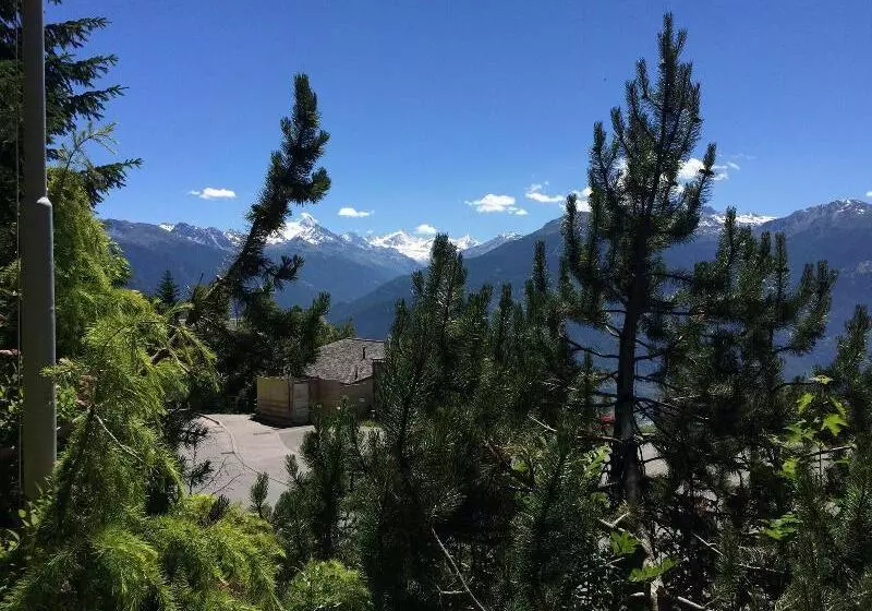 ホテル De La Foret