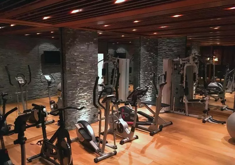 ホテル De La Foret