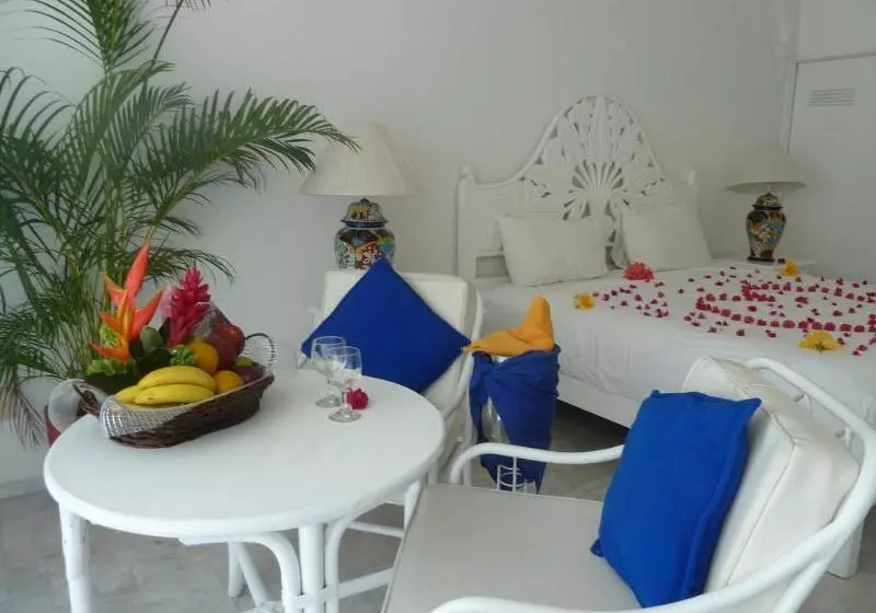 Отель Dolphin Cove Inn