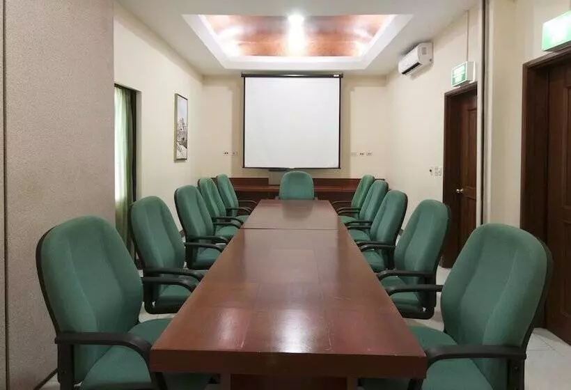 ホテル Holiday Inn Ciudad Del Carmen, An Ihg