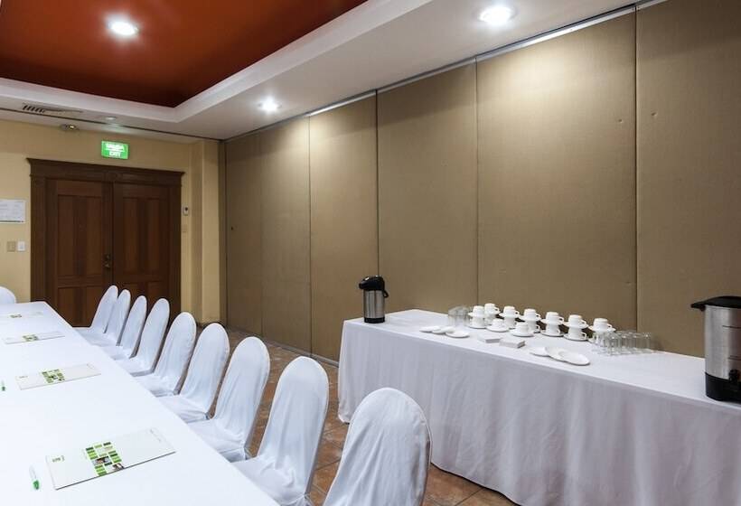 בית מלון כפרי Holiday Inn Ciudad Del Carmen, An Ihg