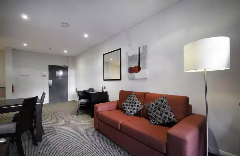 Отель Quest Canberra