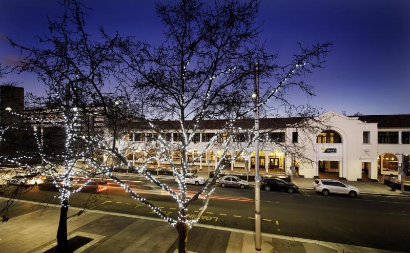 Otel Quest Canberra
