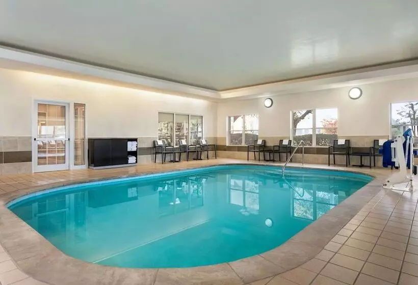 هتل Residence Inn Mobile