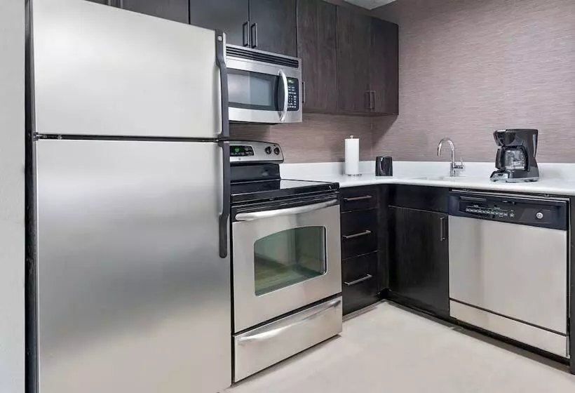 هتل Residence Inn Mobile