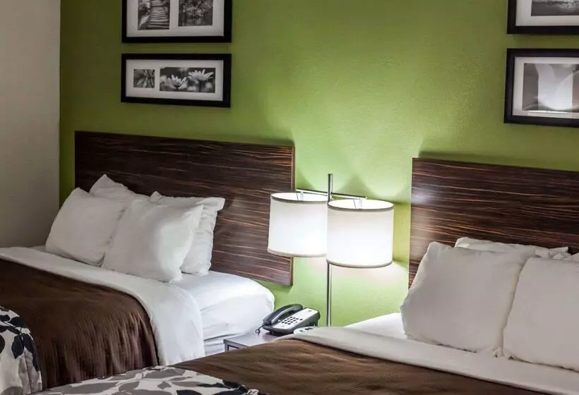 Garner Hotel Topeka West, An Ihg