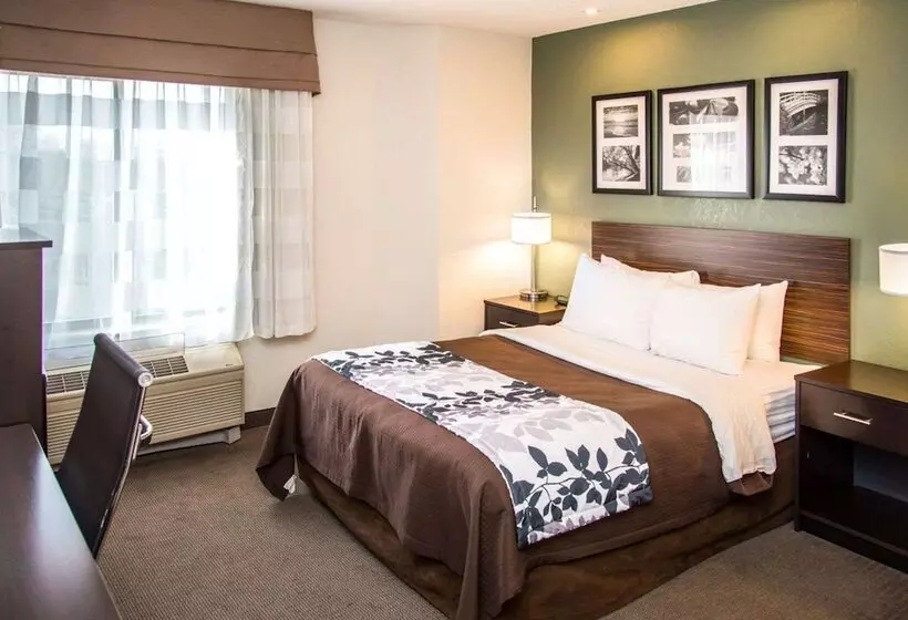 Отель Sleep Inn University Place