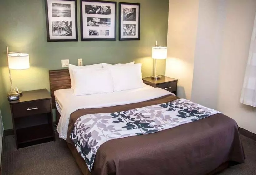 Отель Sleep Inn University Place