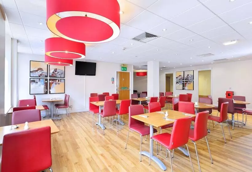 酒店 Travelodge Aberdeen Central