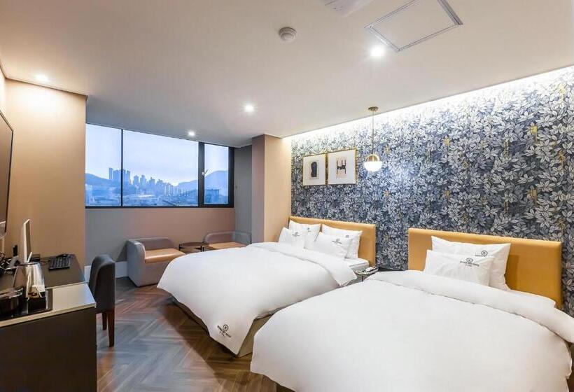 Browndot Hotel Sasang Renecite