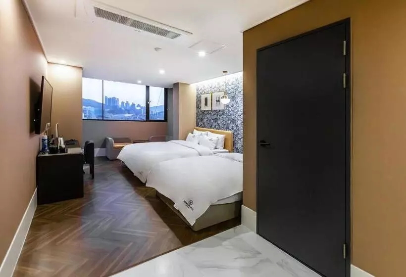 Browndot Hotel Sasang Renecite