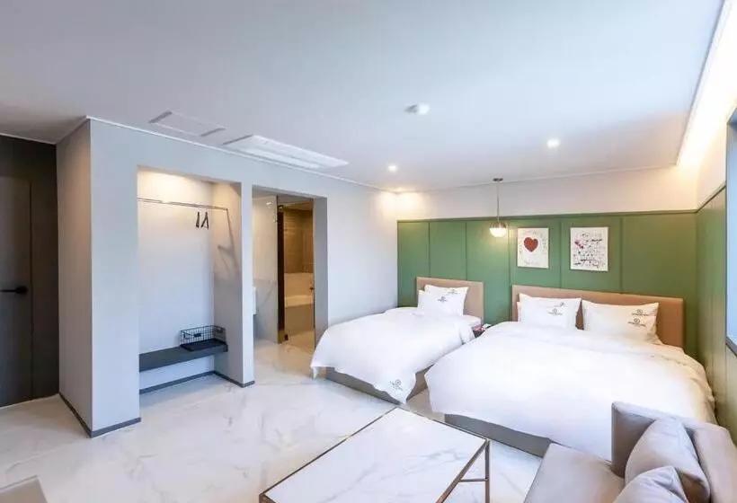 Browndot Hotel Sasang Renecite