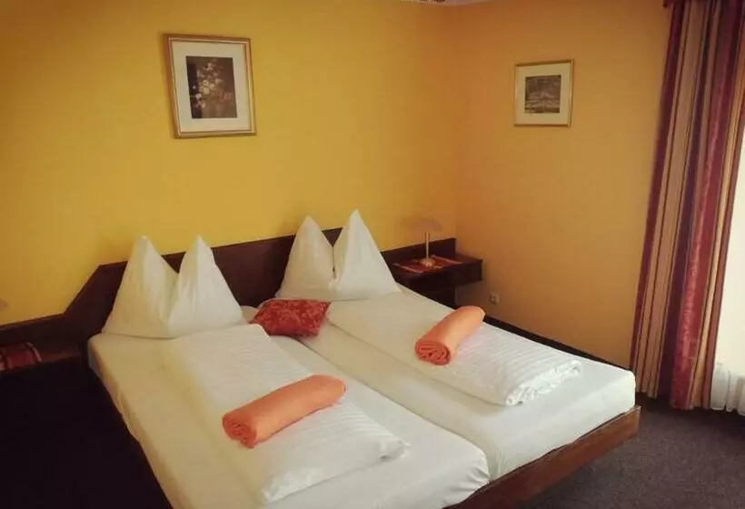 Garni Weisser Wolf Bed & Breakfast