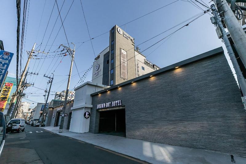 Browndot Hotel Sasang Renecite