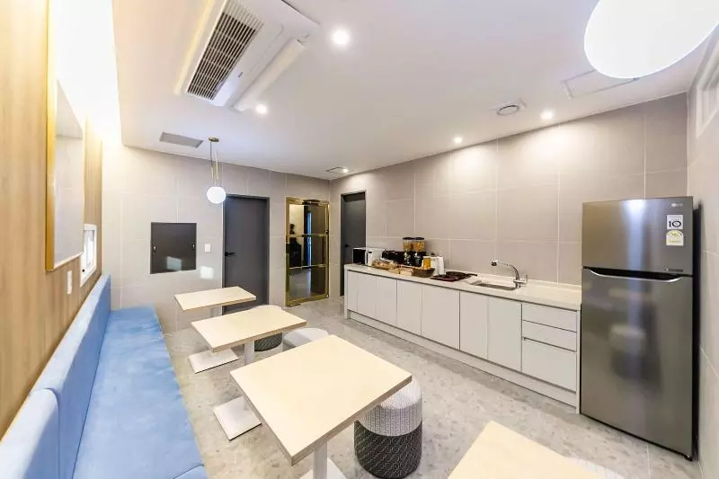 Browndot Hotel Sasang Renecite