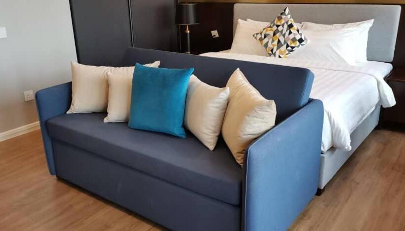 هتل Ceylonz Seasonal Suites