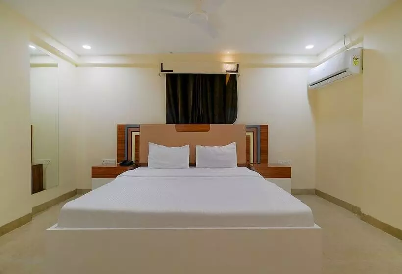 Fabhotel Imperial Regency