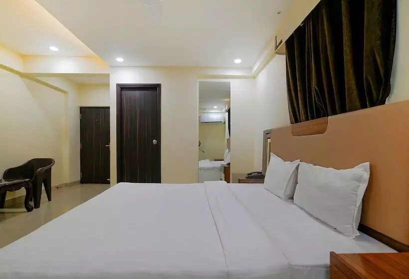 Fabhotel Imperial Regency