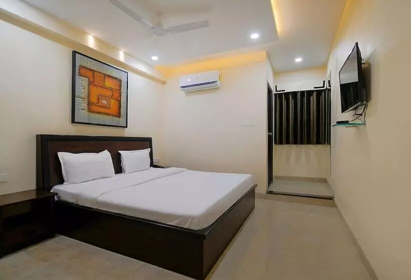 Fabhotel Imperial Regency