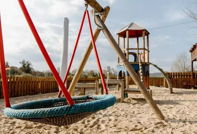 Hotelli Grohnder Fährhaus