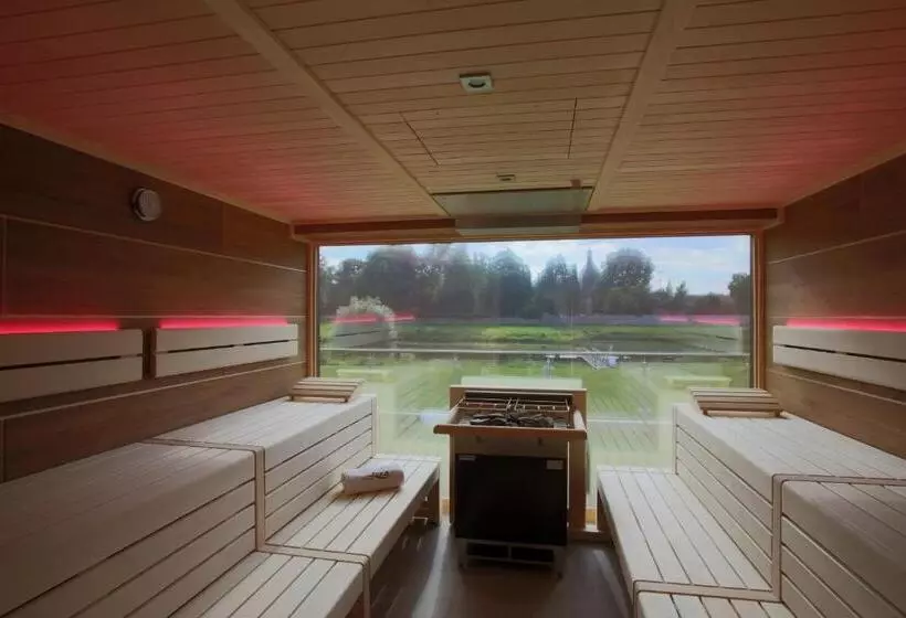 Hotelli Grohnder Fährhaus