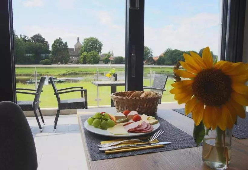 Hotelli Grohnder Fährhaus