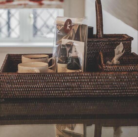 Отель Vertshuset Konow