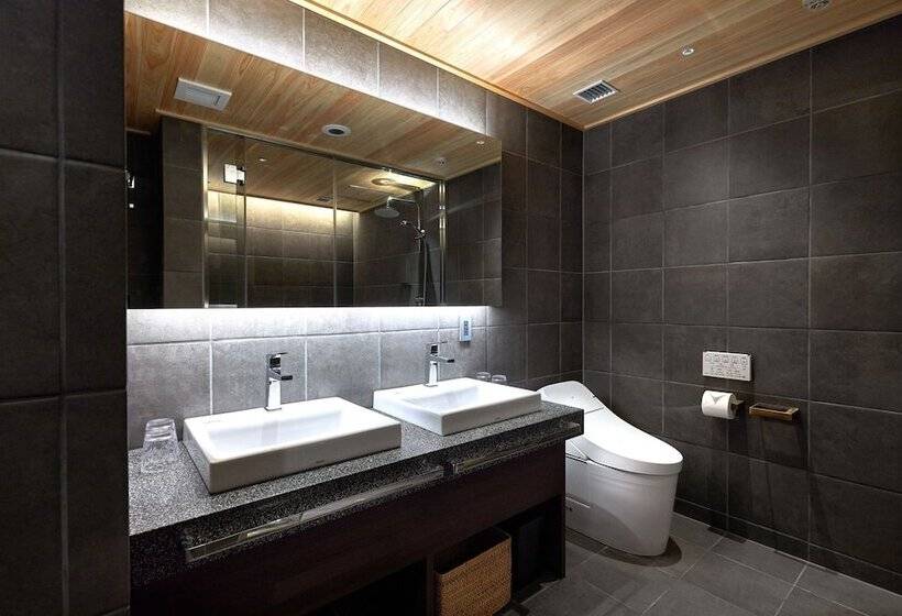 هتل Minn Kanazawa