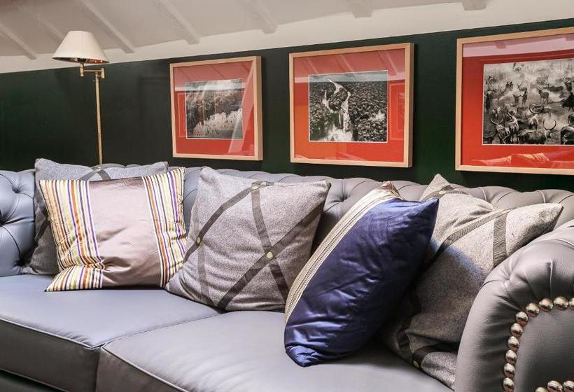 Rosegarden Essence Sintra by Unlock Hotels