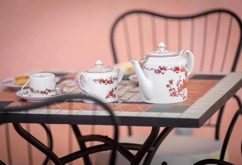 Rosegarden Essence Sintra by Unlock Hotels