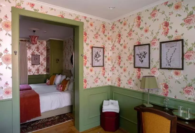 Rosegarden Essence Sintra by Unlock Hotels